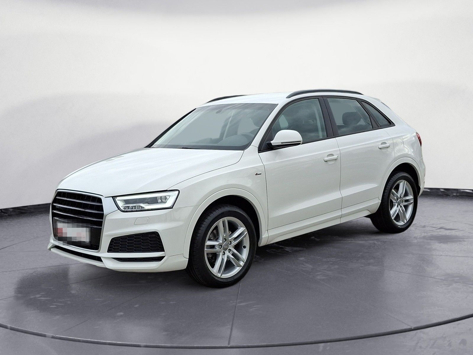 Audi Q3 2.0 TFSI quattro S tronic foto 2