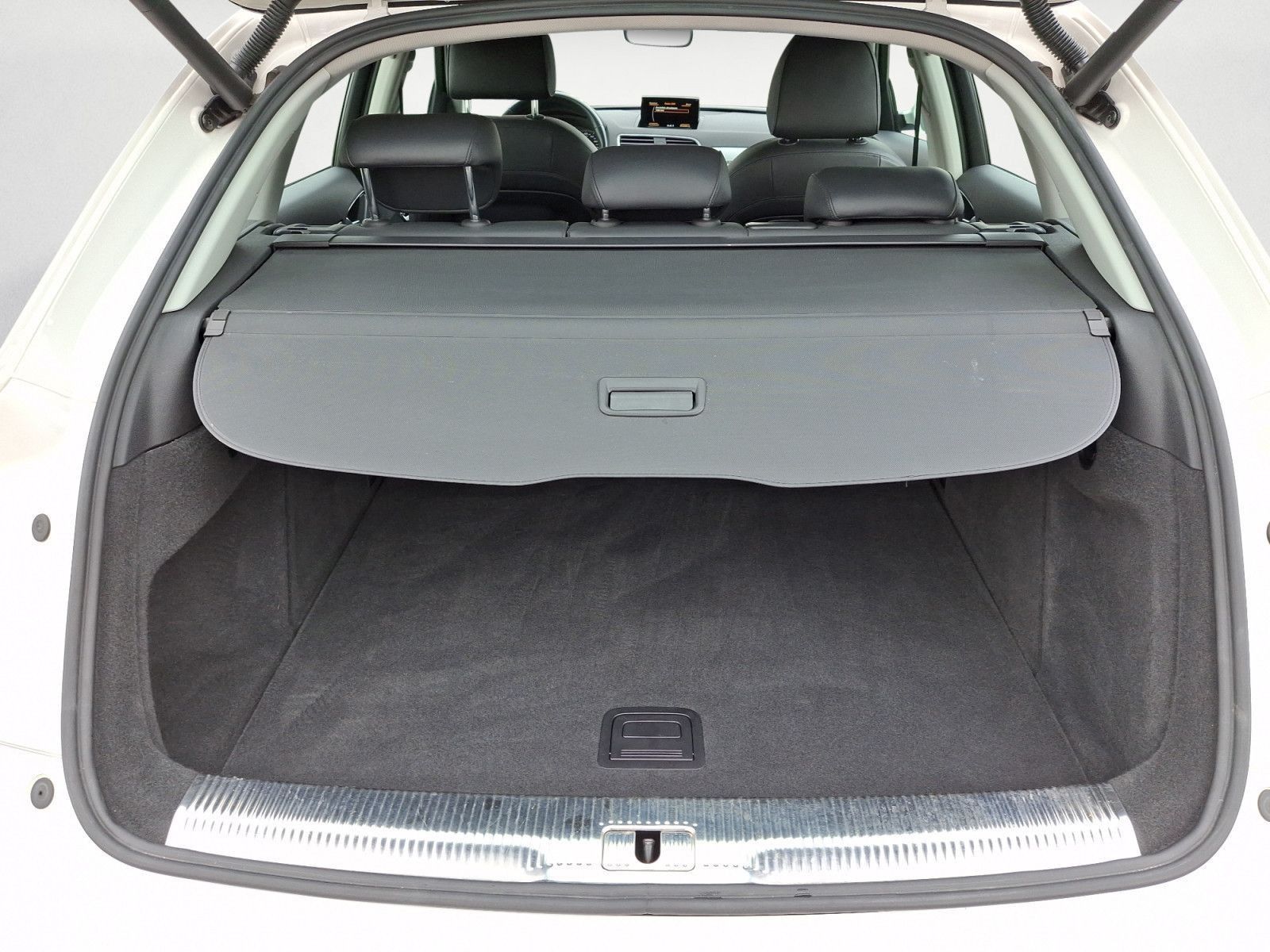 Audi Q3 2.0 TFSI quattro S tronic foto 11