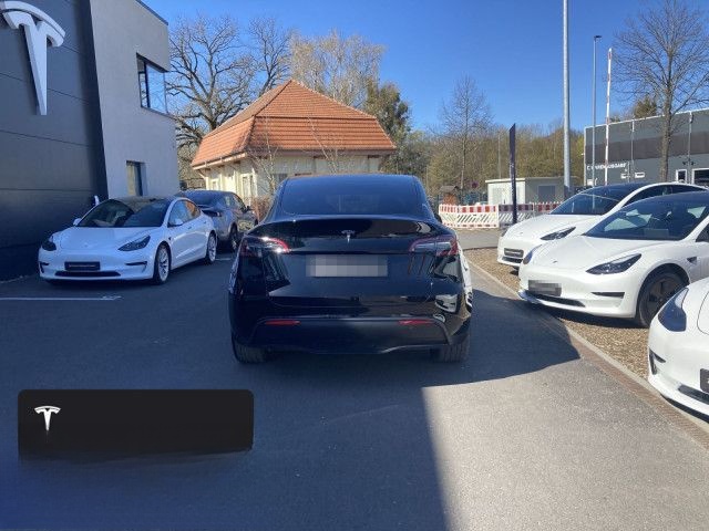 Tesla Model Y Long Range AWD foto 6