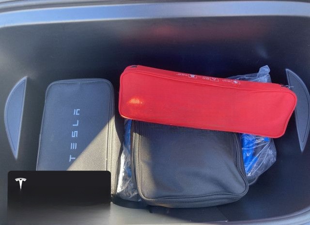 Tesla Model Y Long Range AWD foto 8