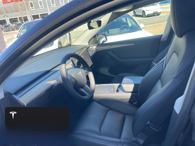 Tesla Model Y Long Range AWD foto 10