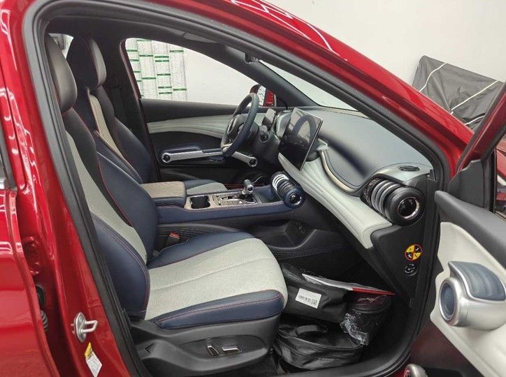 BYD ATTO 3  60,48 kWh Design ACC 360° Pano Wärmepum. foto 7