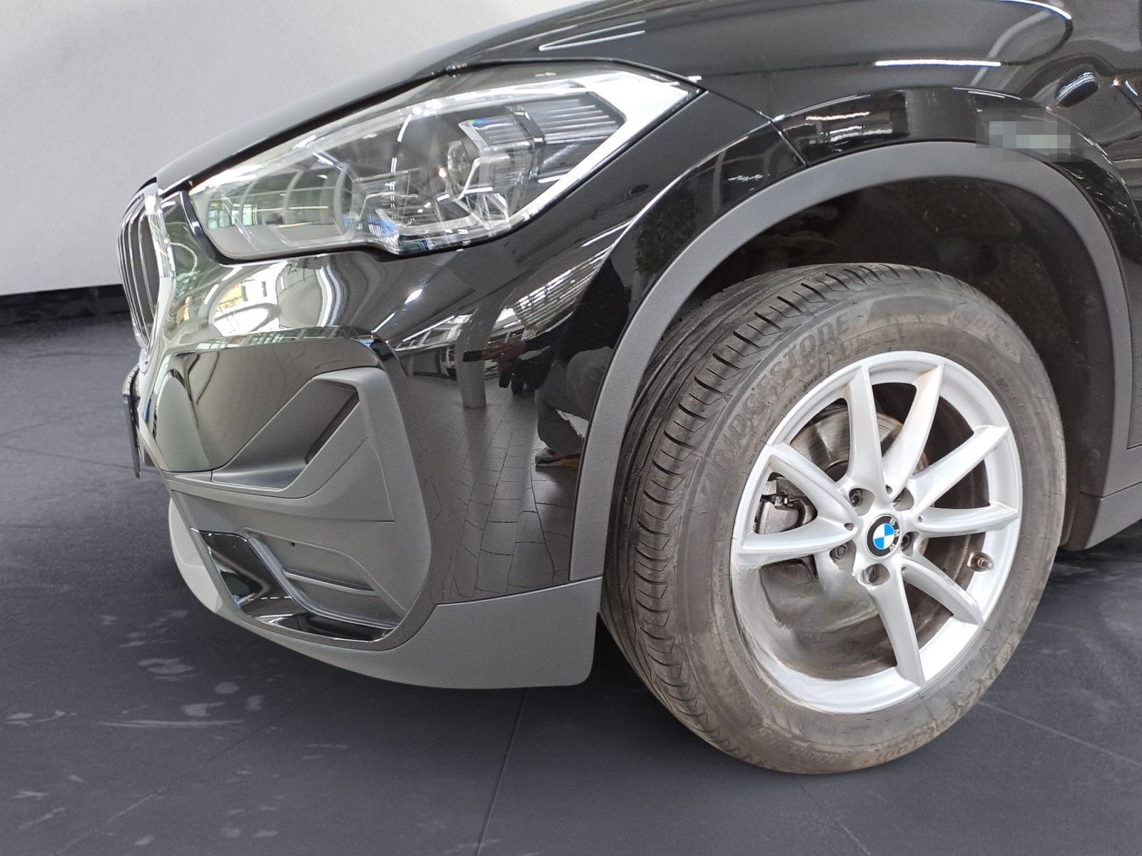 BMW X1 sDrive18d Advantage Klimaaut. Aut. Heckkl. foto 13