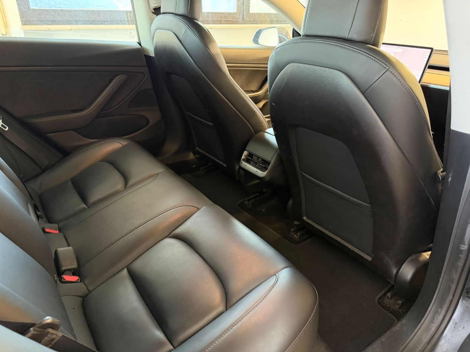 Tesla Model 3 Long Range Dual AWD Leder Navi LED 360° foto 4