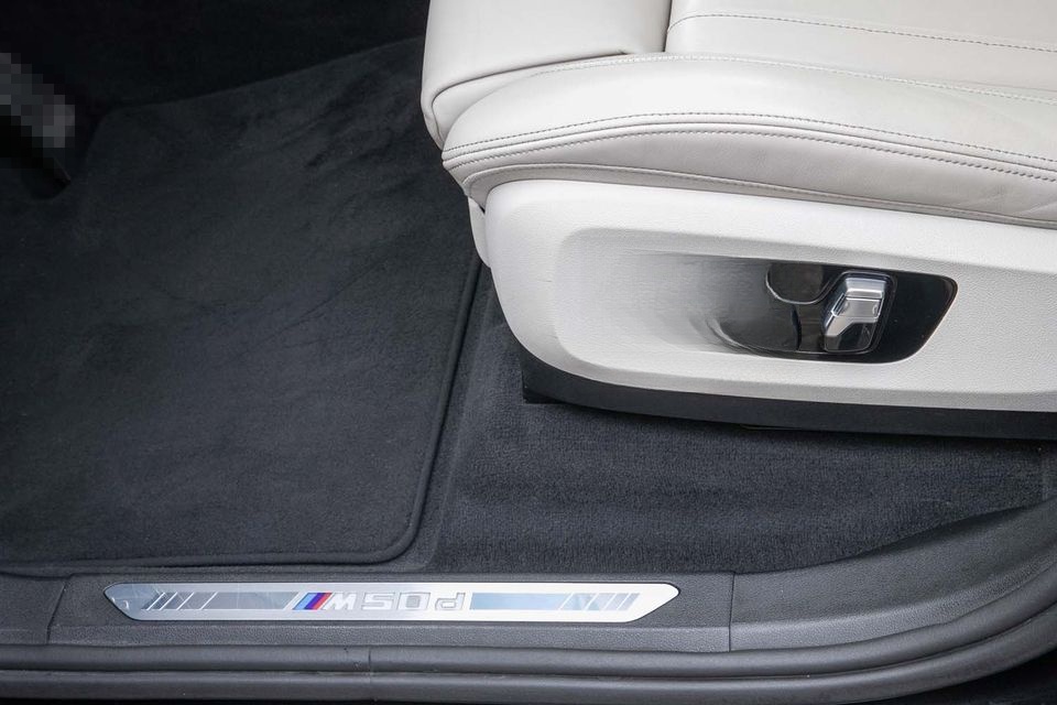 BMW X5 M50d 22" harman/kardon adLED RfKam 360Â° foto 12