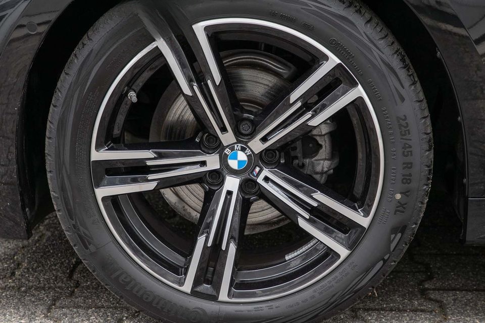 BMW 318i Touring M Sportpaket Autom Navi LED Klima foto 5