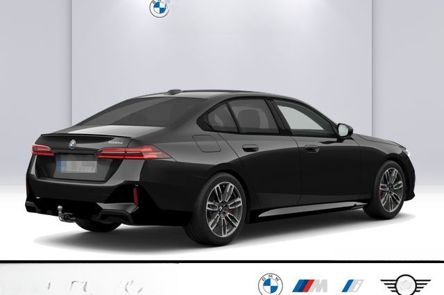 BMW 520d M Sport HUD AHK Pano har/kar 360 Autobahnas foto 5
