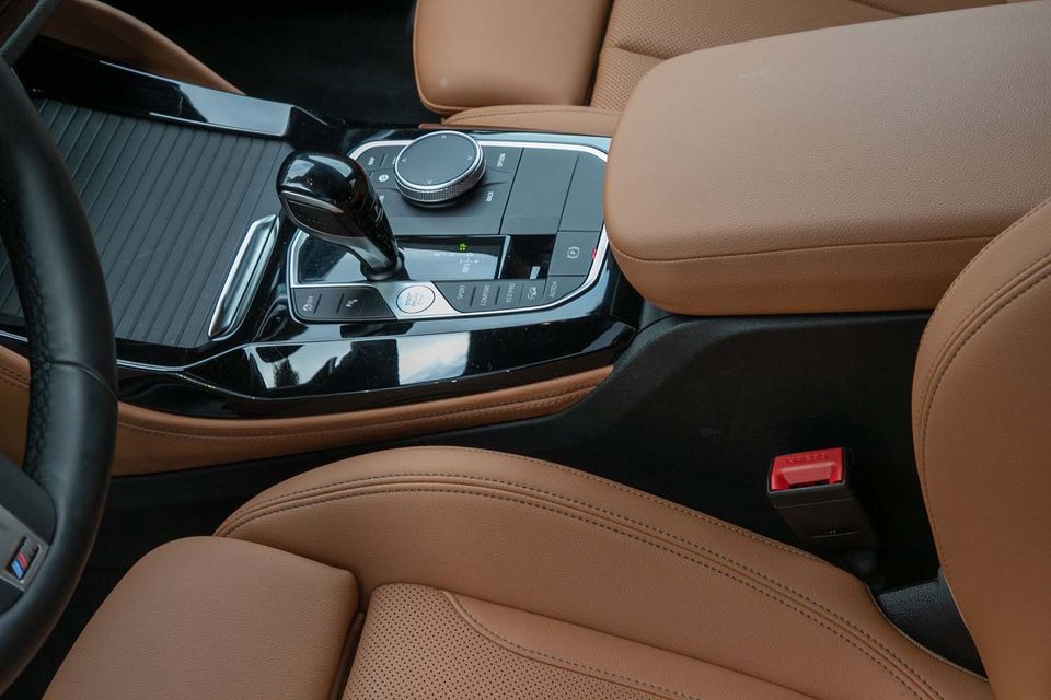 BMW X4 xDrive20i M Sportpaket AHK. RfKam. HiFi adLED foto 9
