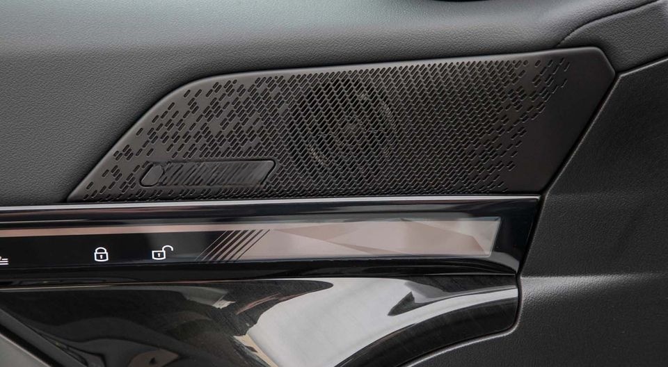 BMW 520d M Sport HUD AHK Pano 360 har/kar Autobahnas foto 11