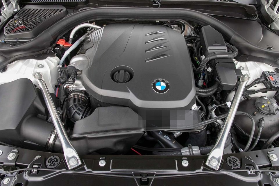 BMW 520d M Sport HUD AHK Pano 360 har/kar Autobahnas foto 19