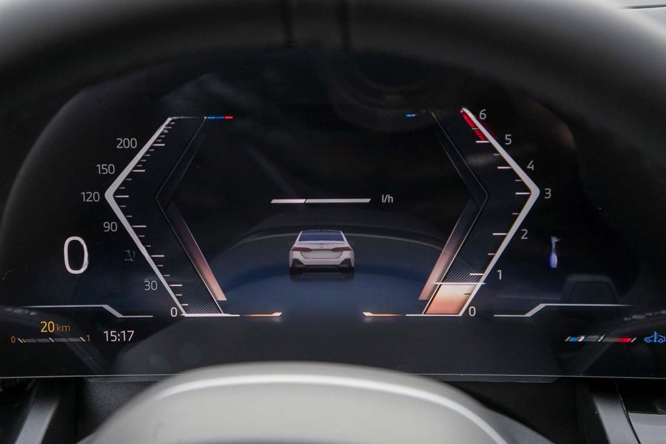 BMW 520d M Sport HUD AHK Pano 360 har/kar Autobahnas foto 7