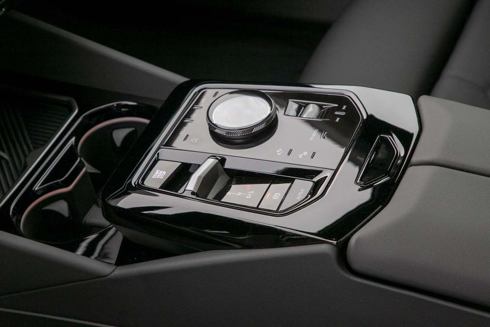 BMW 520d M Sport HUD AHK Pano 360 har/kar Autobahnas foto 9
