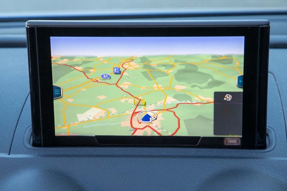Audi A3 35 TFSI S Line Navi Klima Sitzhzg LED PDC foto 13