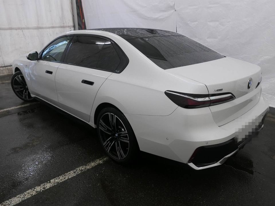 BMW 740d xDrive M Sportpaket Standhzg SkyLounge 21" foto 3