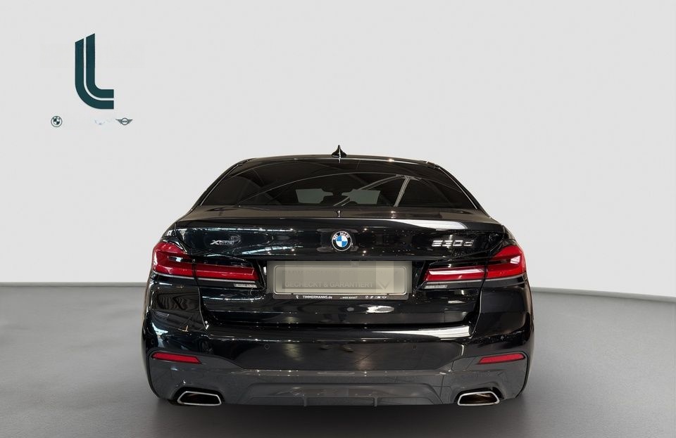 BMW 530d xDrive Navi Leder Tempom.aktiv Glasdach foto 4