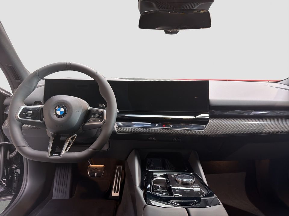 BMW 520d M-Sport Inno B&W DA+ PA+ Glow Travel Shadow foto 13