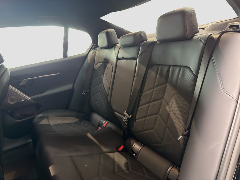 BMW 520d M-Sport Inno B&W DA+ PA+ Glow Travel Shadow foto 14