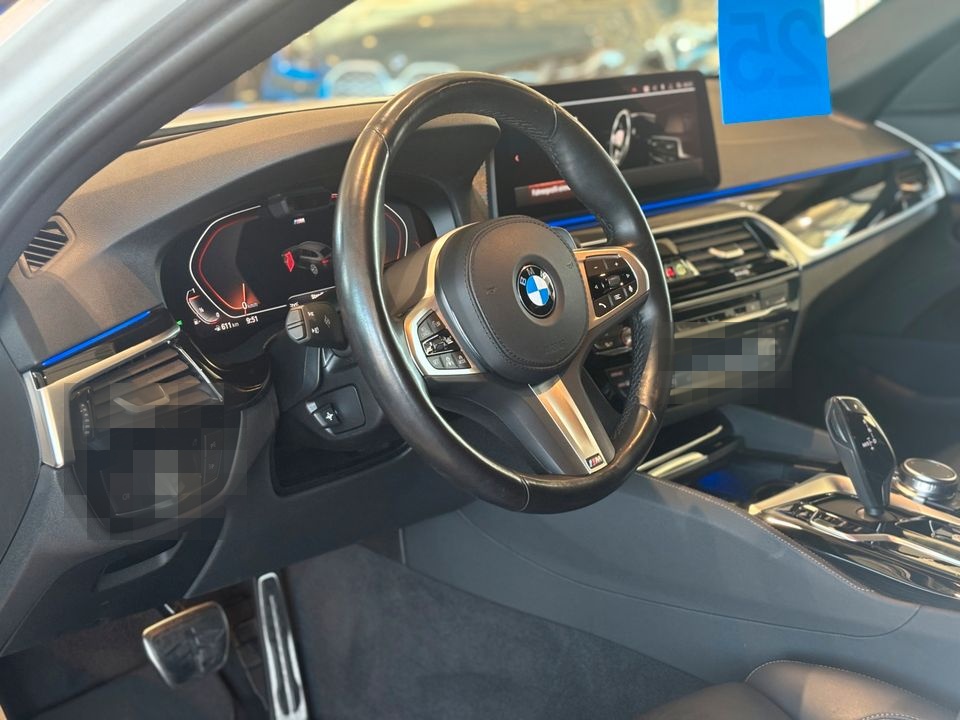 BMW 540i xDrive Touring M Sportpaket Sport Aut. AHK foto 15