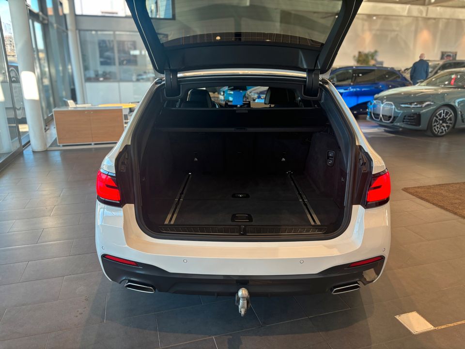BMW 540i xDrive Touring M Sportpaket Sport Aut. AHK foto 24