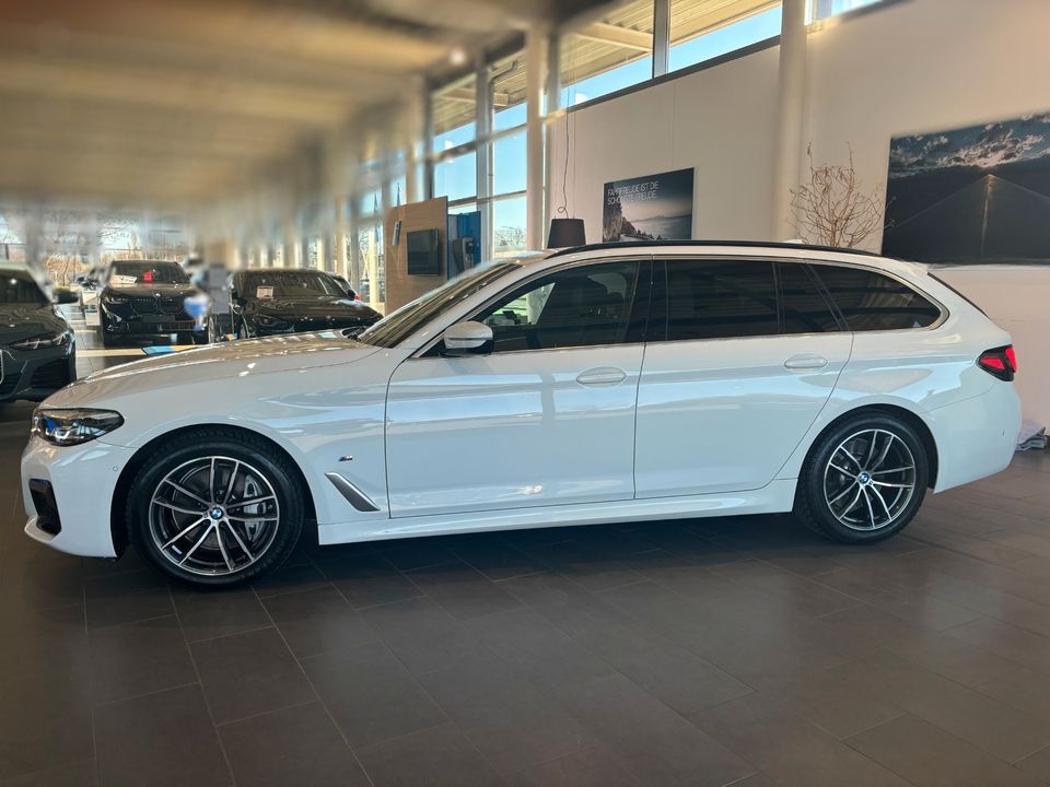 BMW 540i xDrive Touring M Sportpaket Sport Aut. AHK foto 5