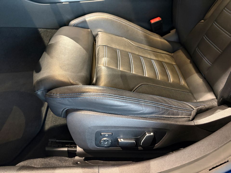 BMW 320d xDrive Automatik Sport Aut. Klimaaut. RFT foto 18