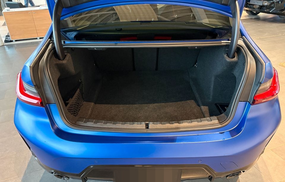 BMW 320d xDrive Automatik Sport Aut. Klimaaut. RFT foto 24