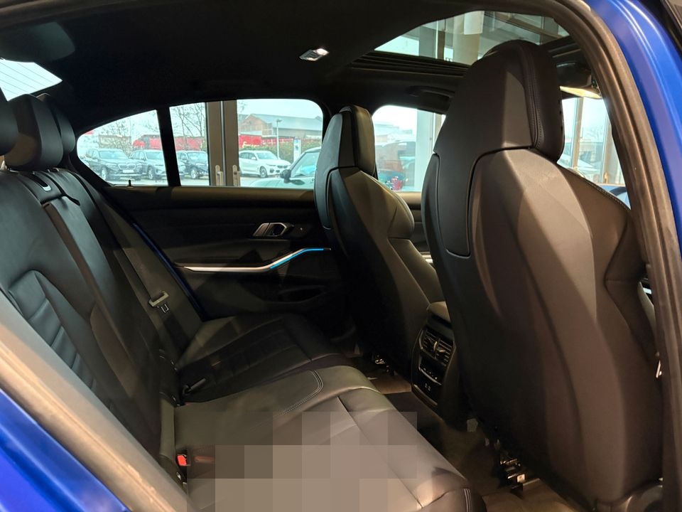 BMW 320d xDrive Automatik Sport Aut. Klimaaut. RFT foto 25