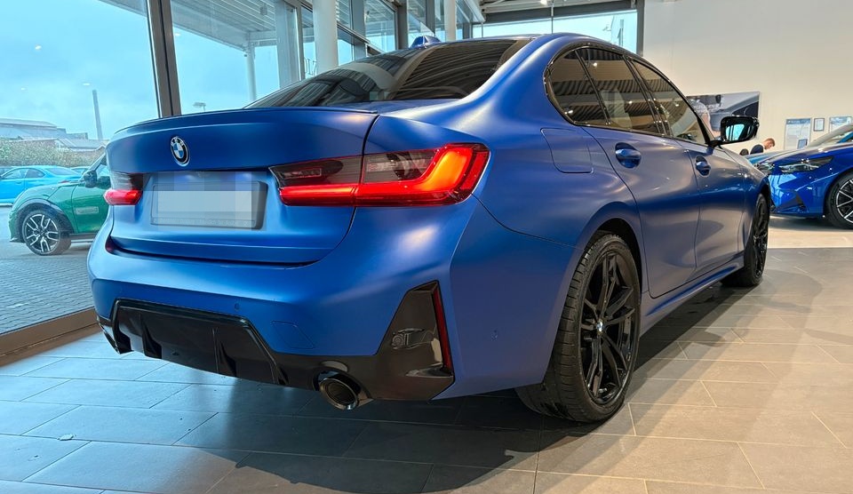 BMW 320d xDrive Automatik Sport Aut. Klimaaut. RFT foto 5