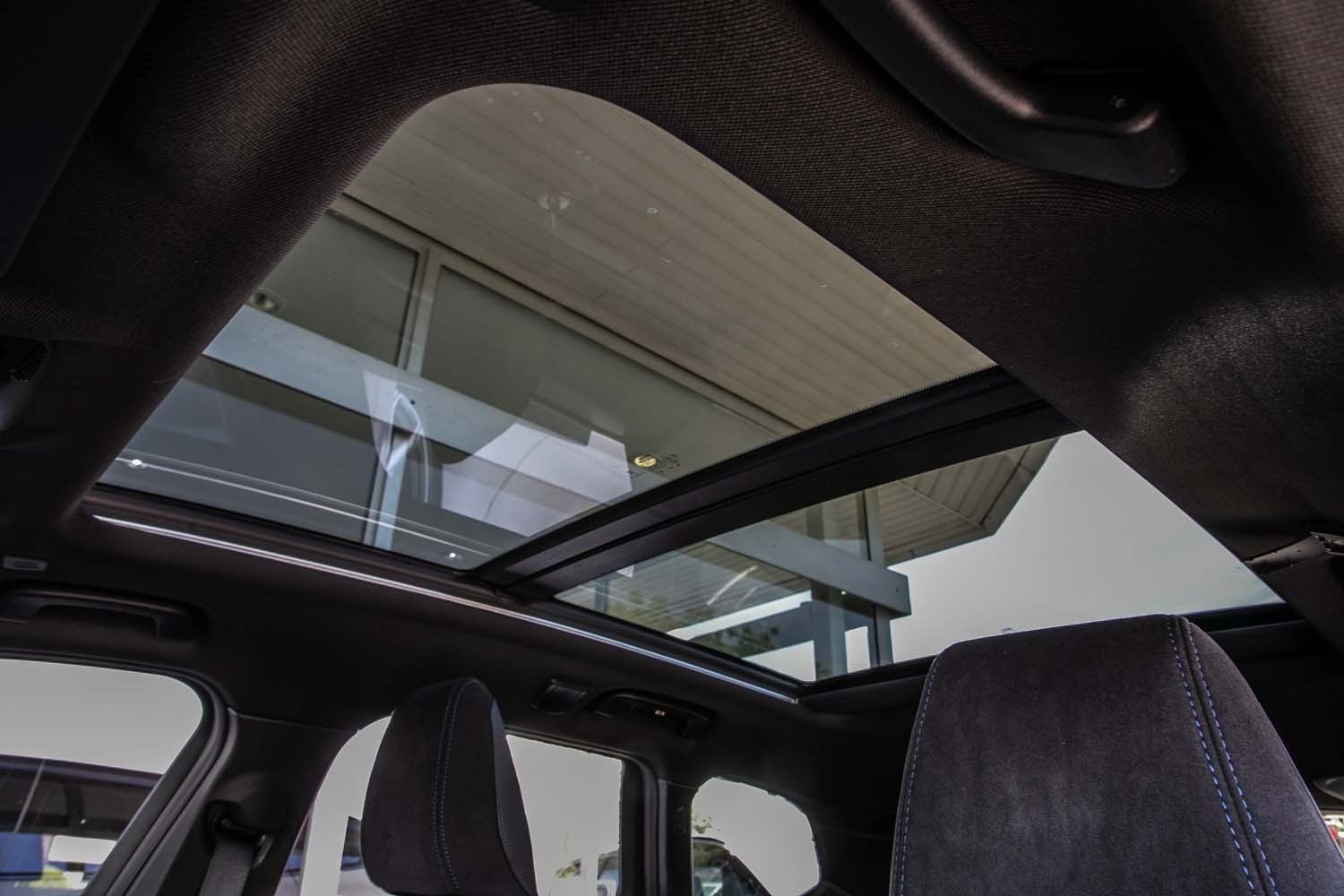 BMW X1 sDrive18i M Sportpaket Pano AHK adLED RfKamra foto 12