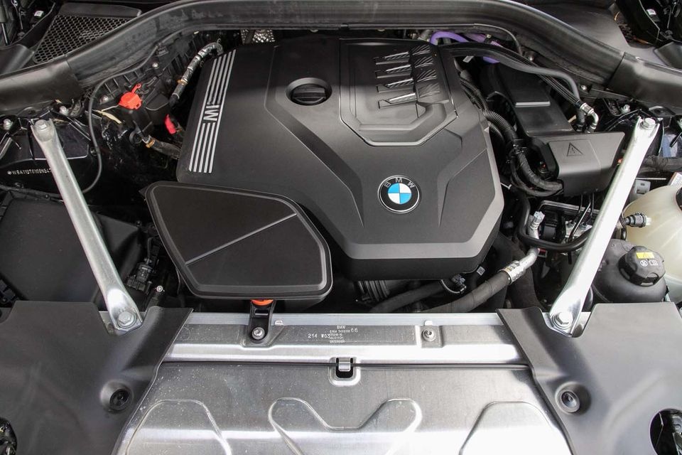 BMW X4 xDrive20i M Sportpaket HeadUp Pano Laser RFK foto 18