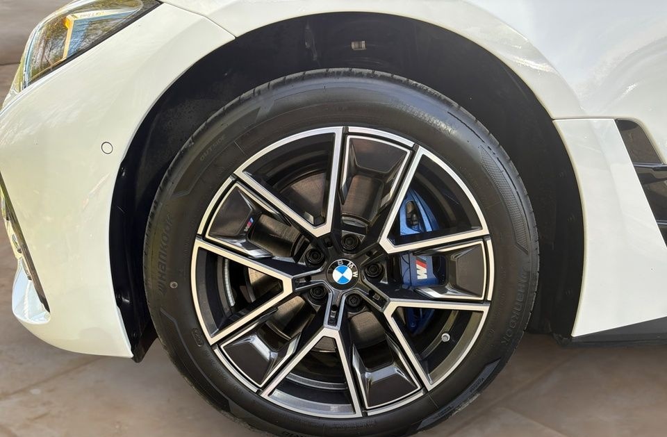 BMW i4 eDrive40 M Sport + GARANTIE-bis-01.2030 foto 2