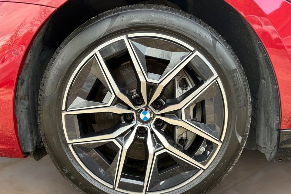 BMW 550e xDrive Touring M Sport + GARANTIE-bis-09.30 foto 2