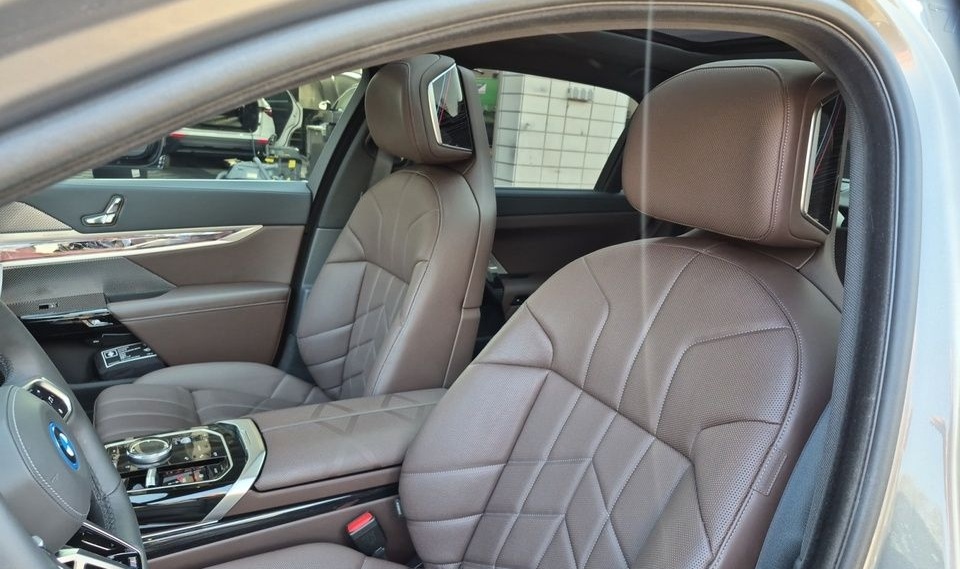 BMW 750e xDrive M Sport + GARANTIE-bis-01.2030 foto 17