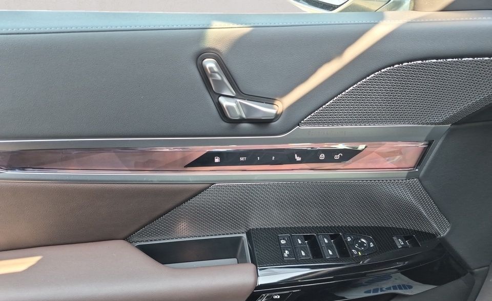 BMW 750e xDrive M Sport + GARANTIE-bis-01.2030 foto 9