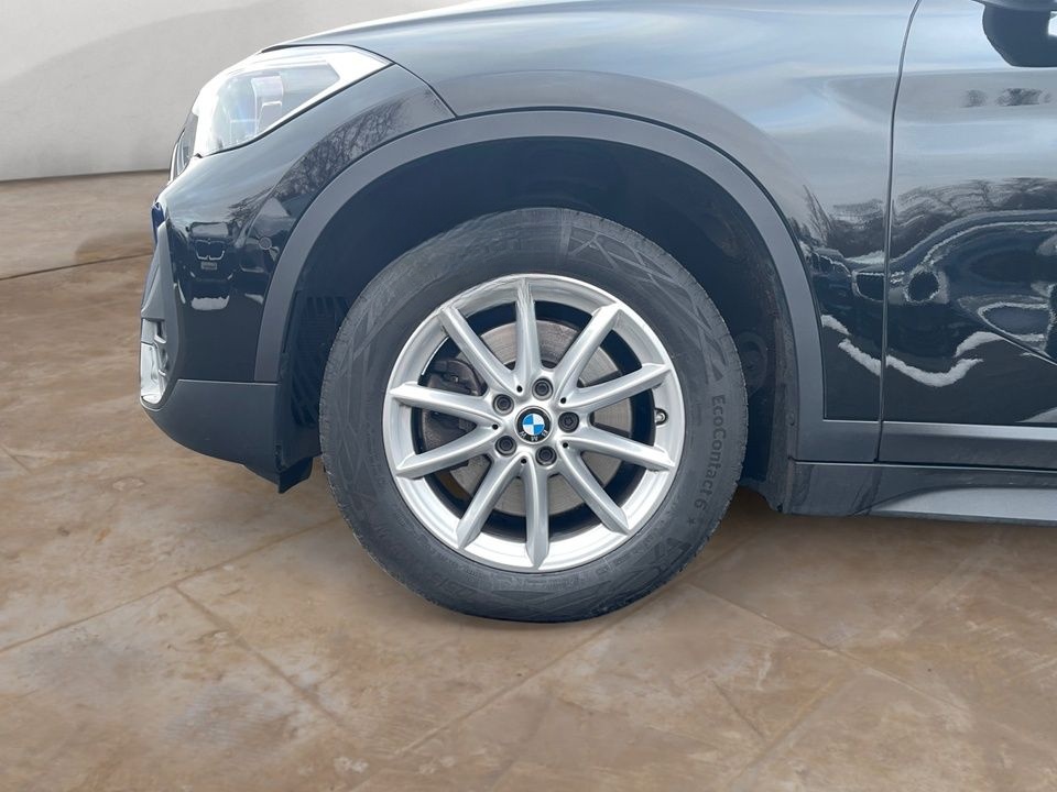 BMW X1 xDrive20i Advantage + GARANTIE foto 2
