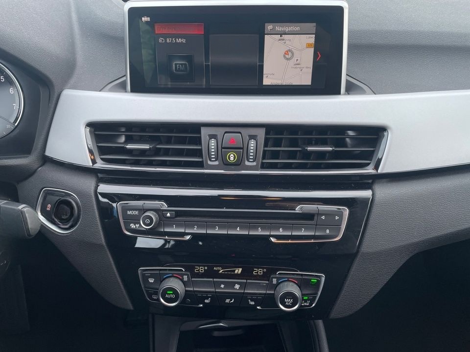 BMW X1 xDrive20i Advantage + GARANTIE foto 13