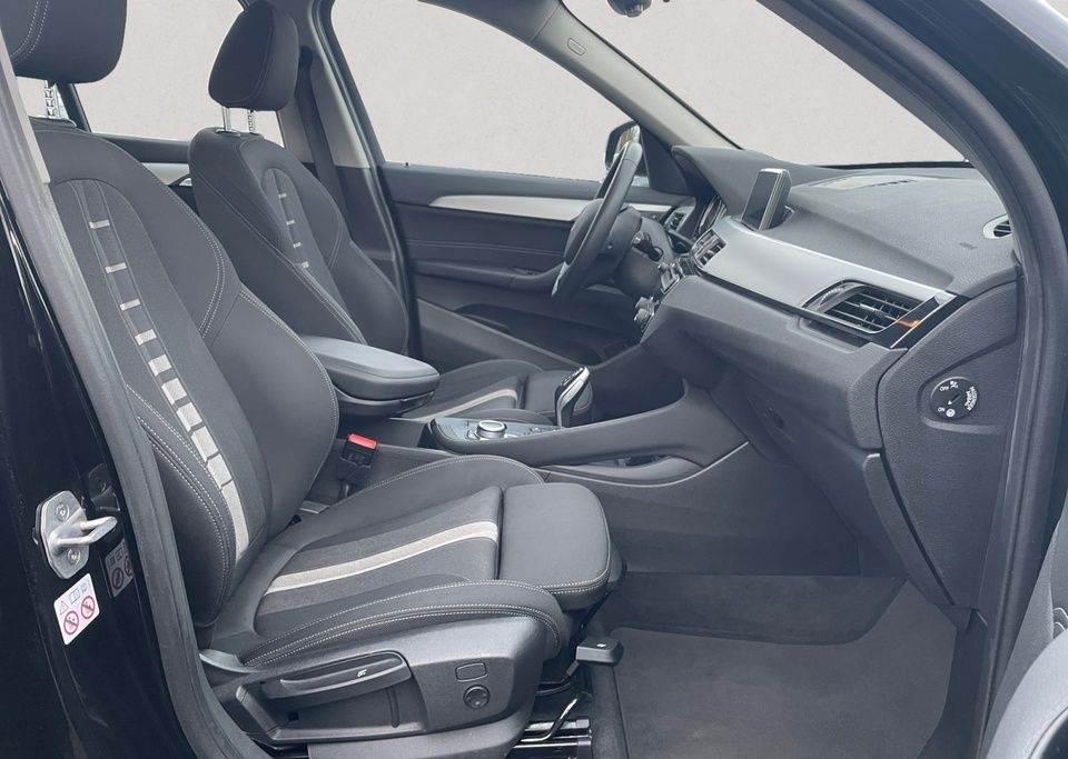 BMW X1 xDrive20i Advantage + GARANTIE foto 10