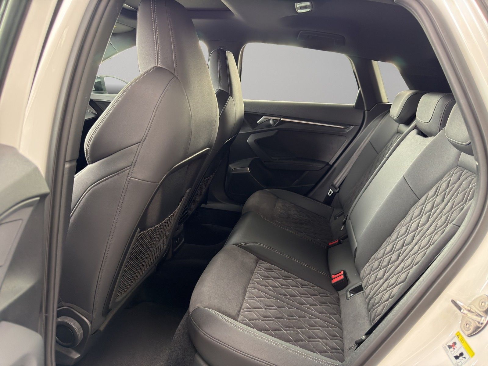 Audi S3 Sportback 2.0 TFSI quattro B&O Matrix RFK foto 13