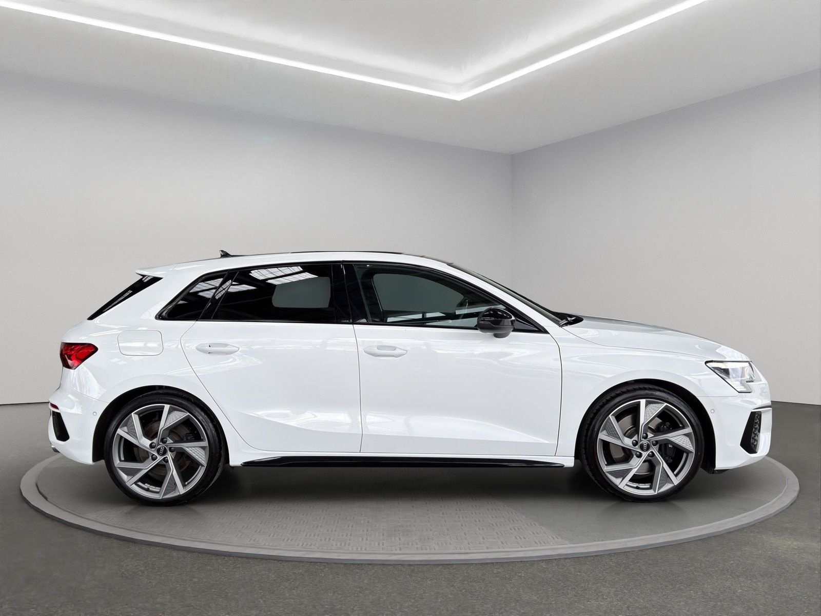 Audi S3 Sportback 2.0 TFSI quattro B&O Matrix RFK foto 7