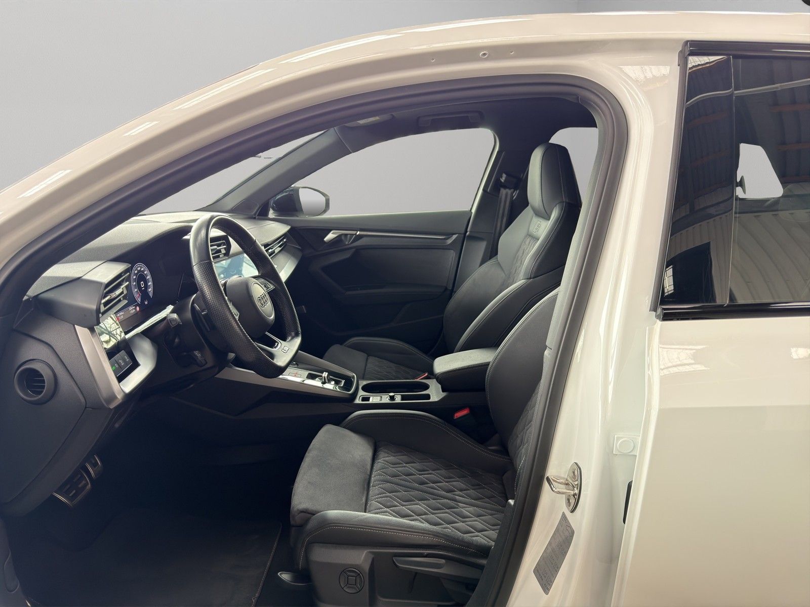 Audi S3 Sportback 2.0 TFSI quattro B&O Matrix RFK foto 9