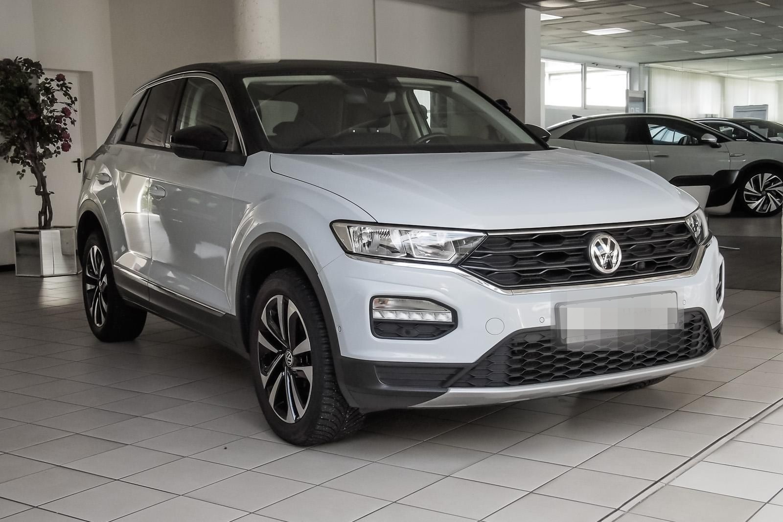 Volkswagen T-Roc IQ Drive 1.5 TSI, Climatronic, Navi, Allwe foto 2