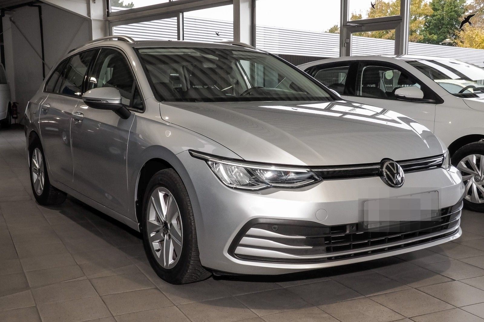 Volkswagen Golf VIII Variant Business 1.5 eTSI DSG!Discover foto 2