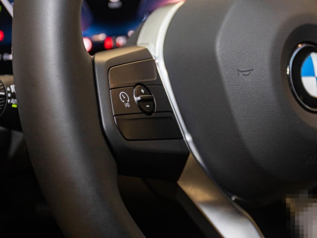 BMW 120 + Navi+DAB+LED+SHZ+Rückfahrkam.+Temp+PDCv+h foto 9