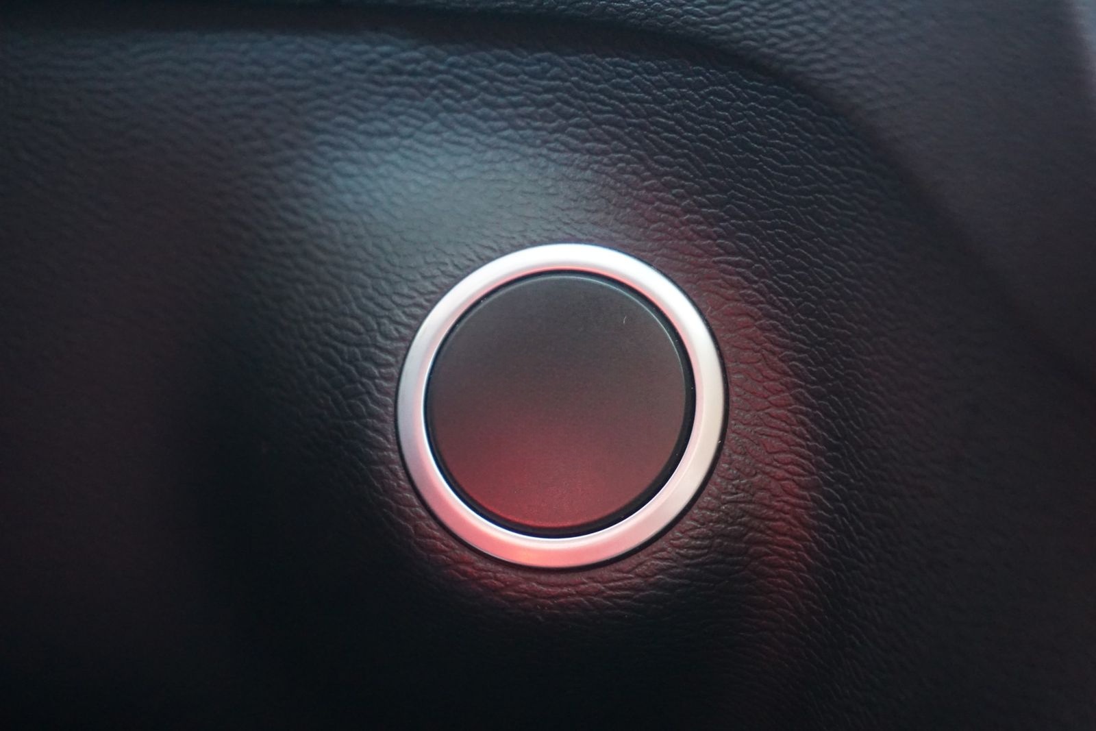 Volvo XC40 1.5 Momentum Pro 2WD LED Navi AHK Kamera foto 25