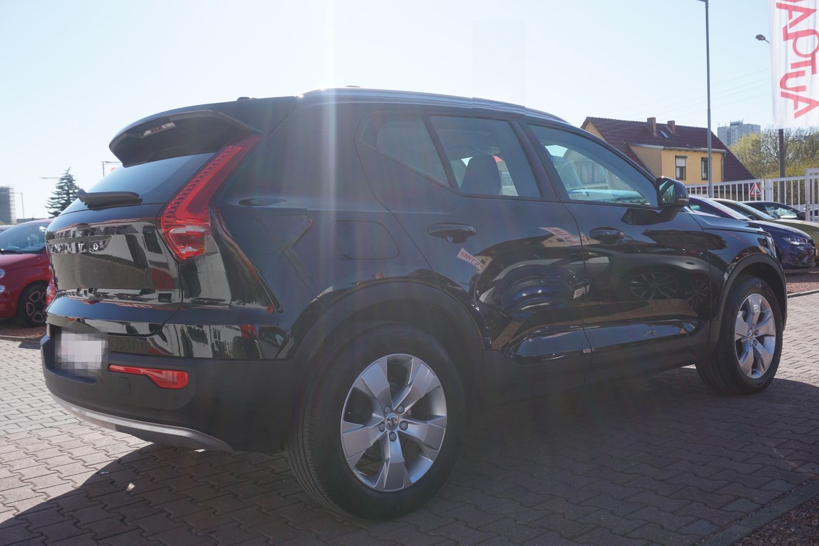 Volvo XC40 1.5 Momentum Pro 2WD LED Navi AHK Kamera foto 5