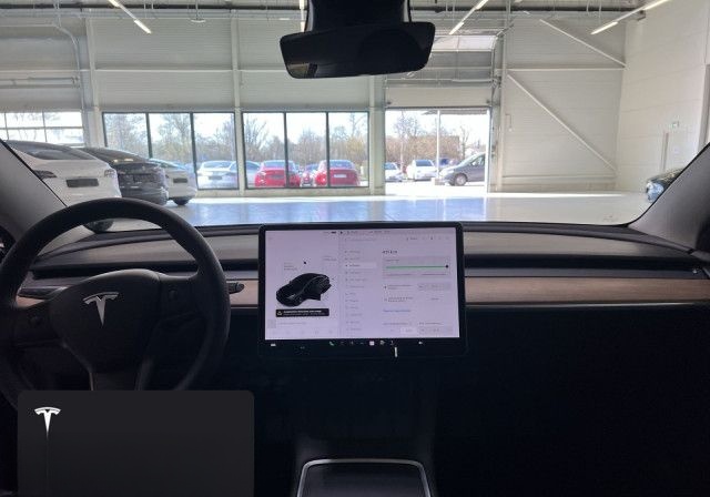 Tesla Model 3 Rear-Wheel Drive foto 22