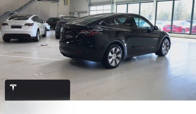 Tesla Model Y Rear-Wheel Drive foto 17