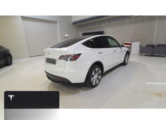 Tesla Model Y Long Range AWD foto 3