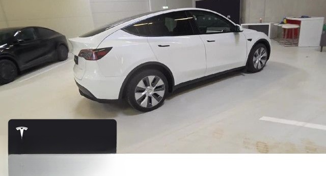 Tesla Model Y Long Range AWD foto 4