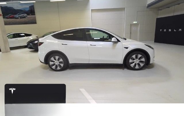 Tesla Model Y Long Range AWD foto 6